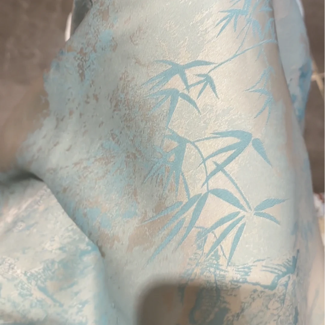 周粥随机美衣一件