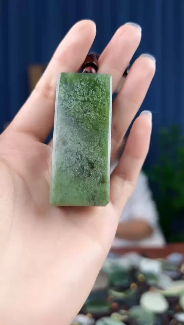 未镶嵌和田玉挂件拍一发一，