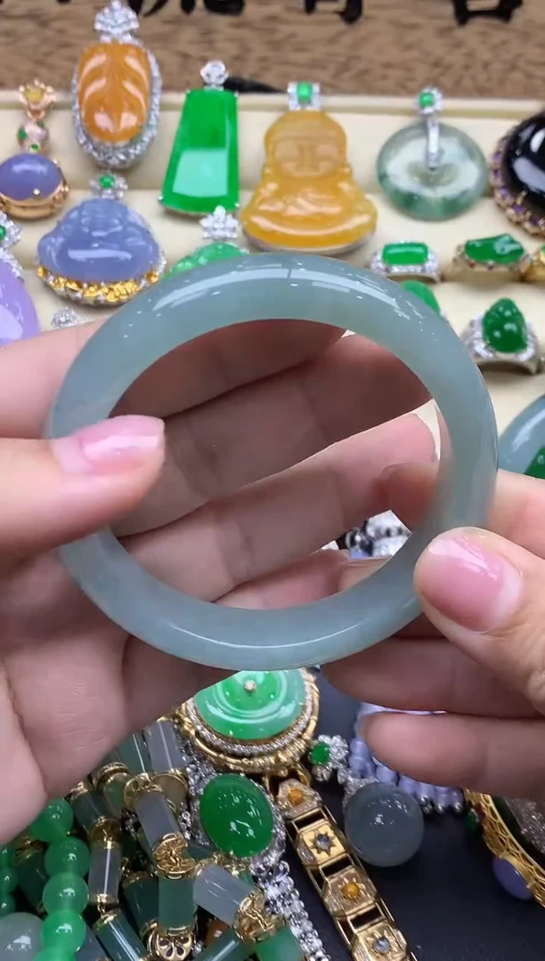 【闪购商品】翡翠手镯未镶嵌553-中国好珍宝