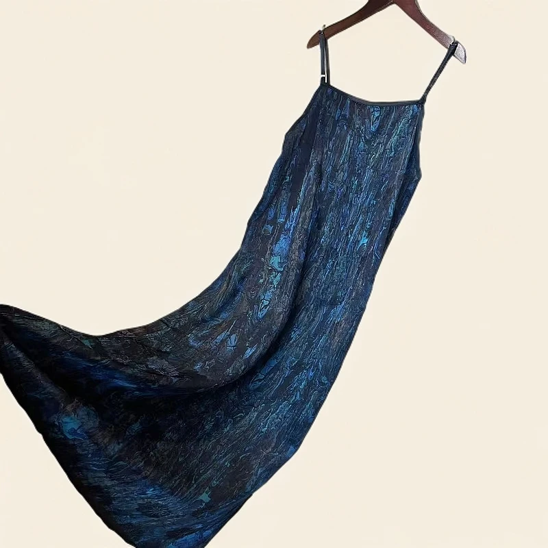 女士夏季气质提花新中式A字版设计款吊带连衣裙