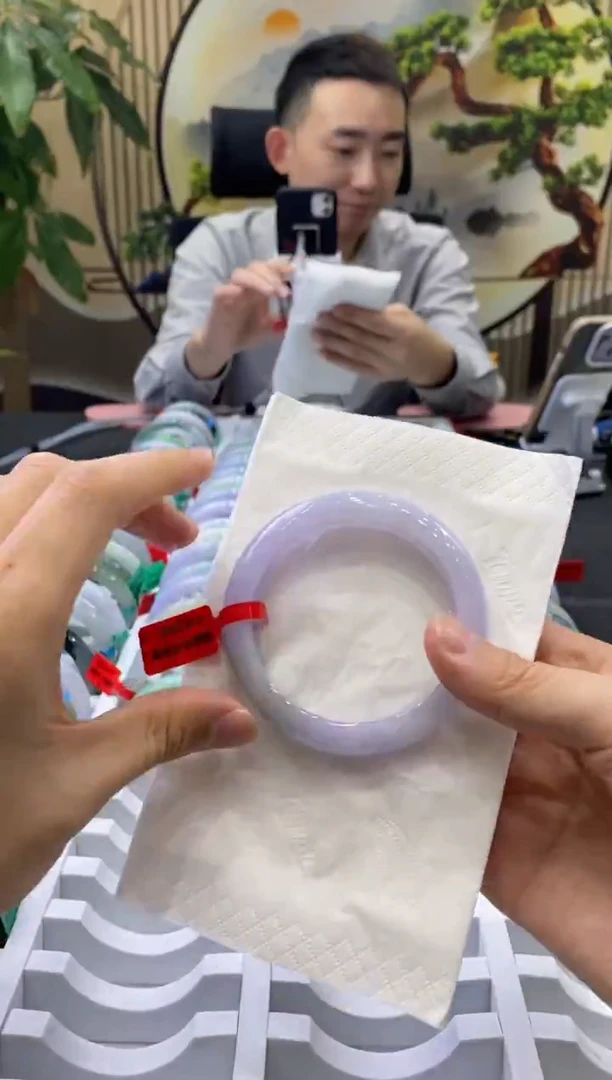 未镶嵌手镯翡翠8657