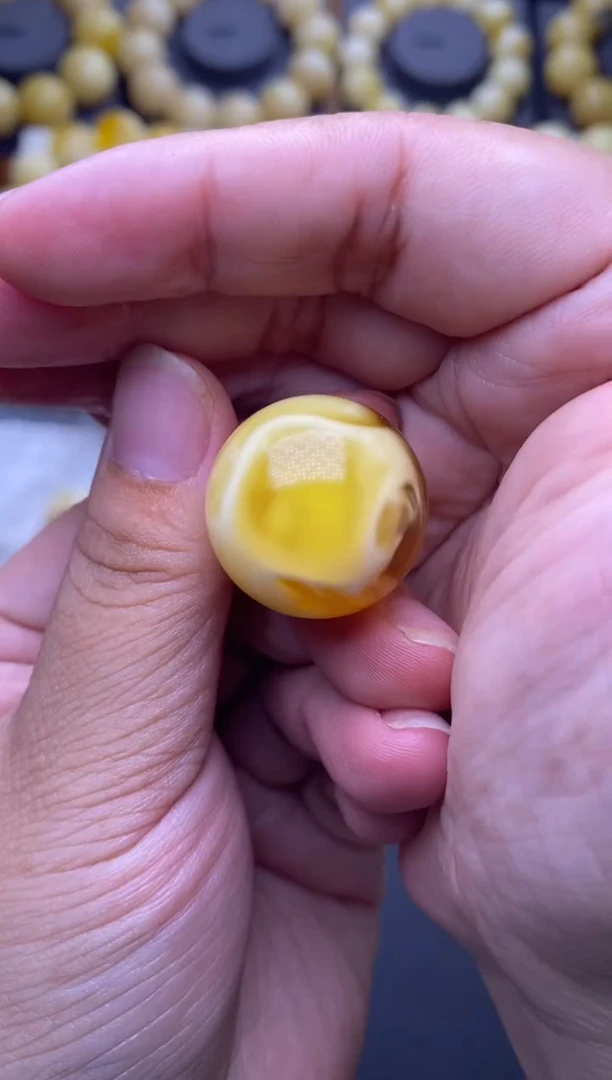 裸石琥珀未镶嵌 大小姐珠宝严选卡23mm84