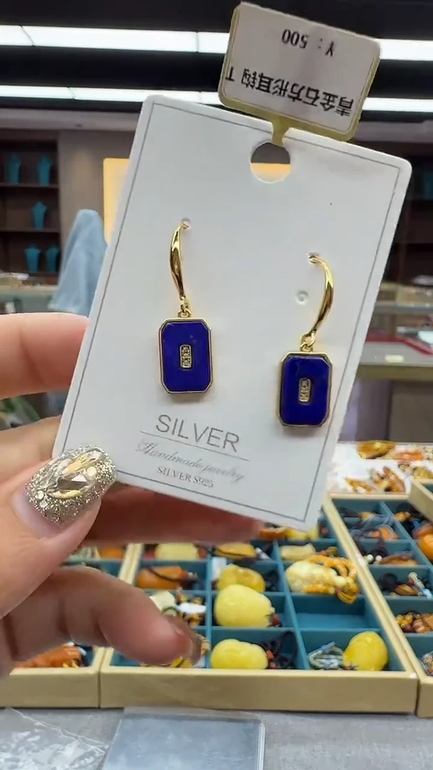 未镶嵌青金石耳饰49秒拍号 假一罚三