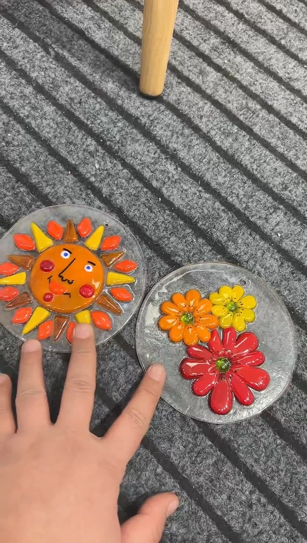 手工艺品琉璃王*咪片片2个