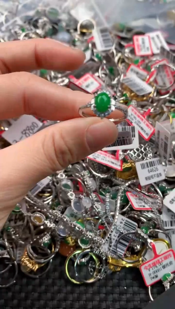 银S925镶嵌戒指翡翠1        1