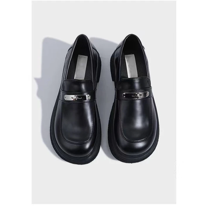 8652皮面简约百搭乐福鞋