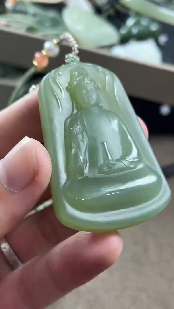 颈饰未镶嵌和田玉素衣