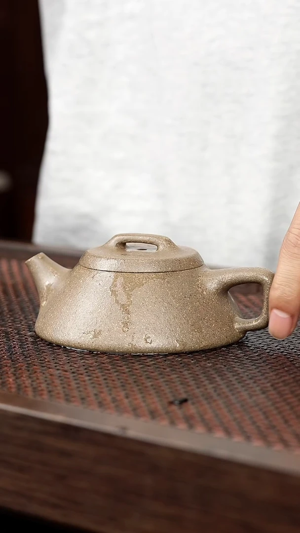 茶壶紫砂粗砂青段坦克
