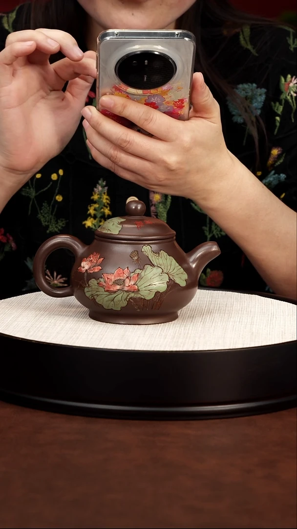 茶壶紫砂深井老紫泥 荷叶·潘壶