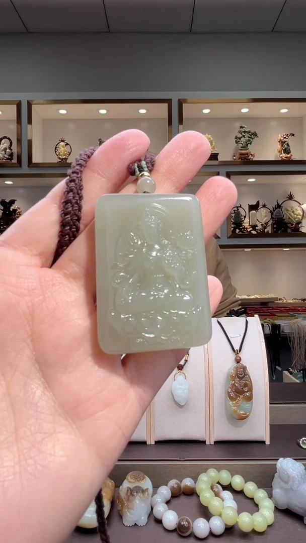 颈饰未镶嵌和田玉苏