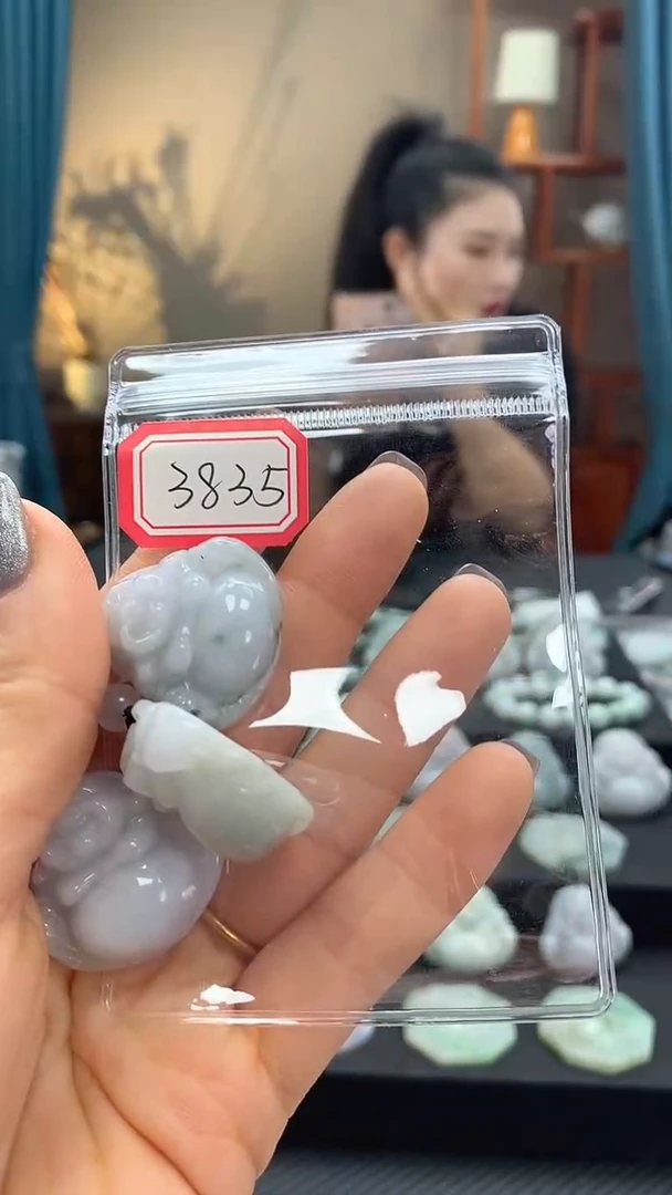 颈饰未镶嵌翡翠佛公3835 多样性发一件
