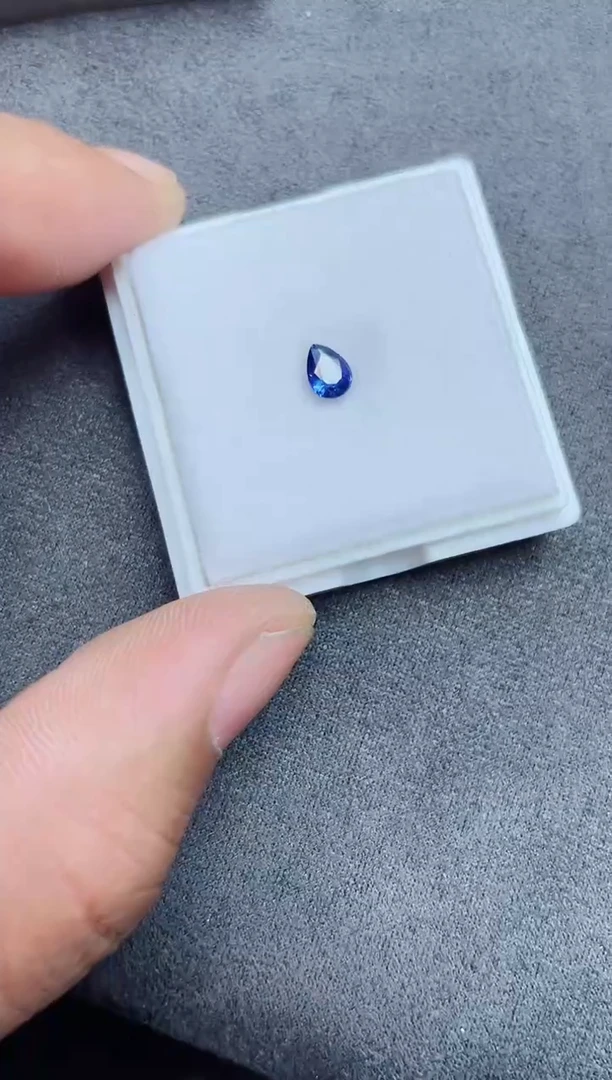裸石蓝宝石0.6ct