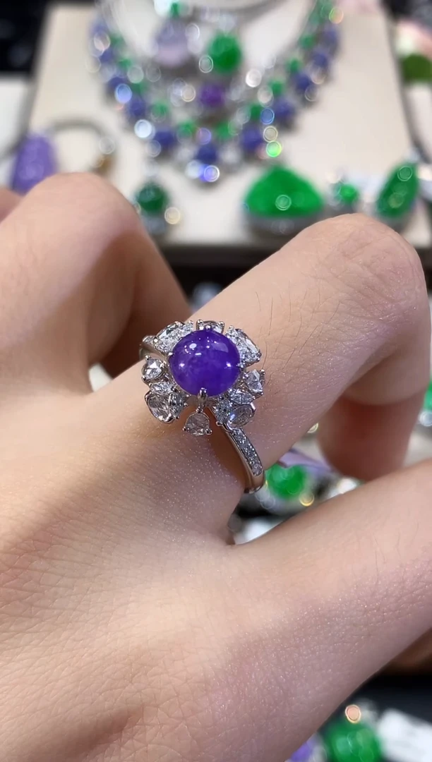 18K金镶嵌戒指翡翠D101 紫货有色差