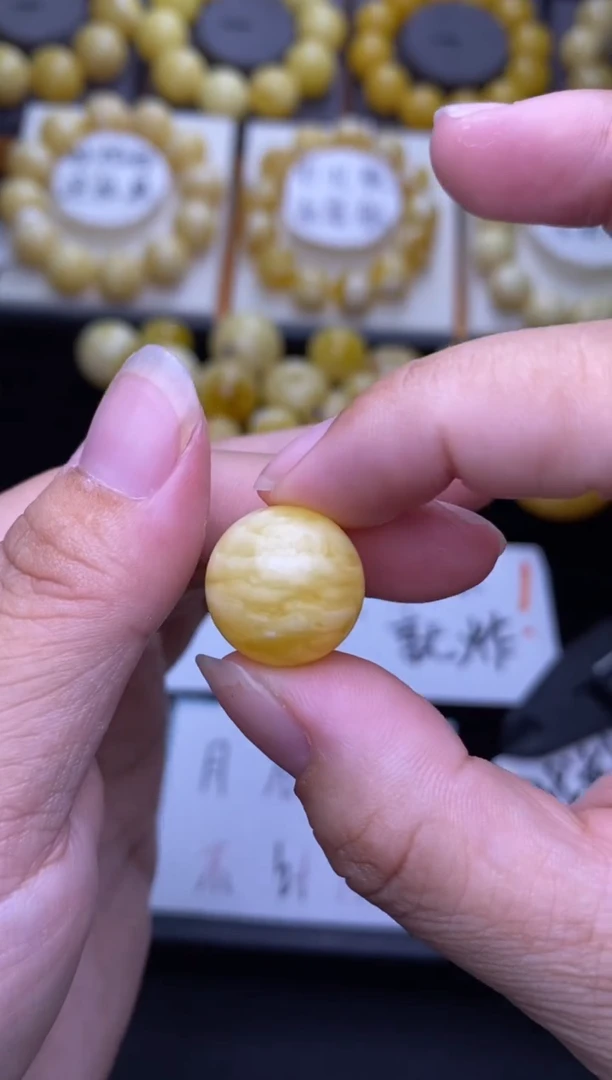 裸石琥珀未镶嵌大小姐珠宝严选72