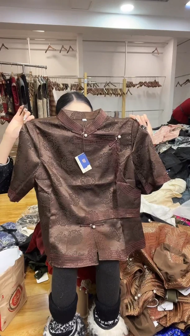 4XL码    145-155斤  半袖