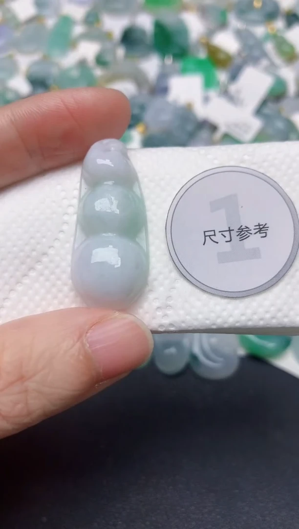 颈饰未镶嵌翡翠天然缅甸A货翡翠