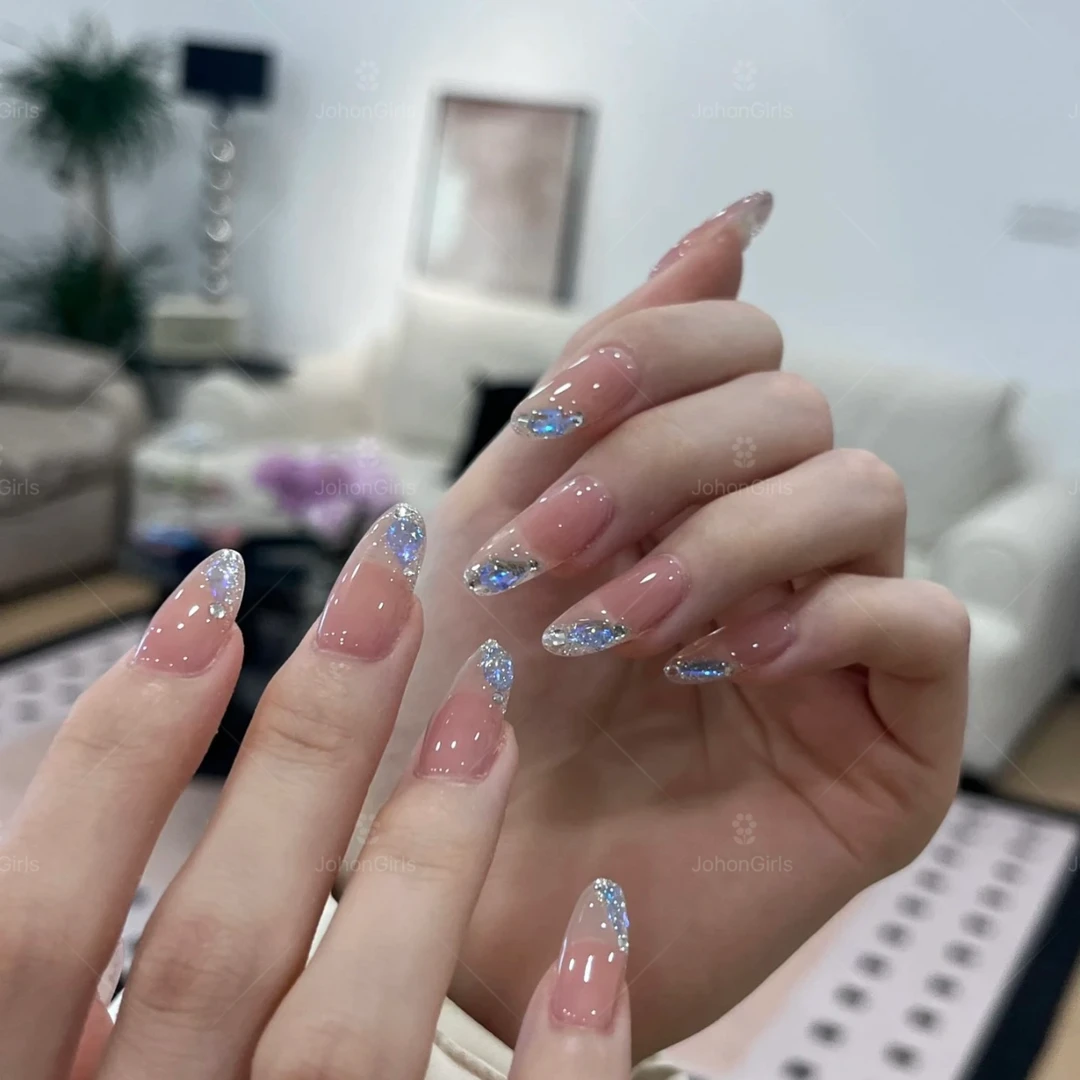 JohonGirls'/琴岛小嫚【指尖星河】手工穿戴甲轻奢蓝锆石钻冰透美甲