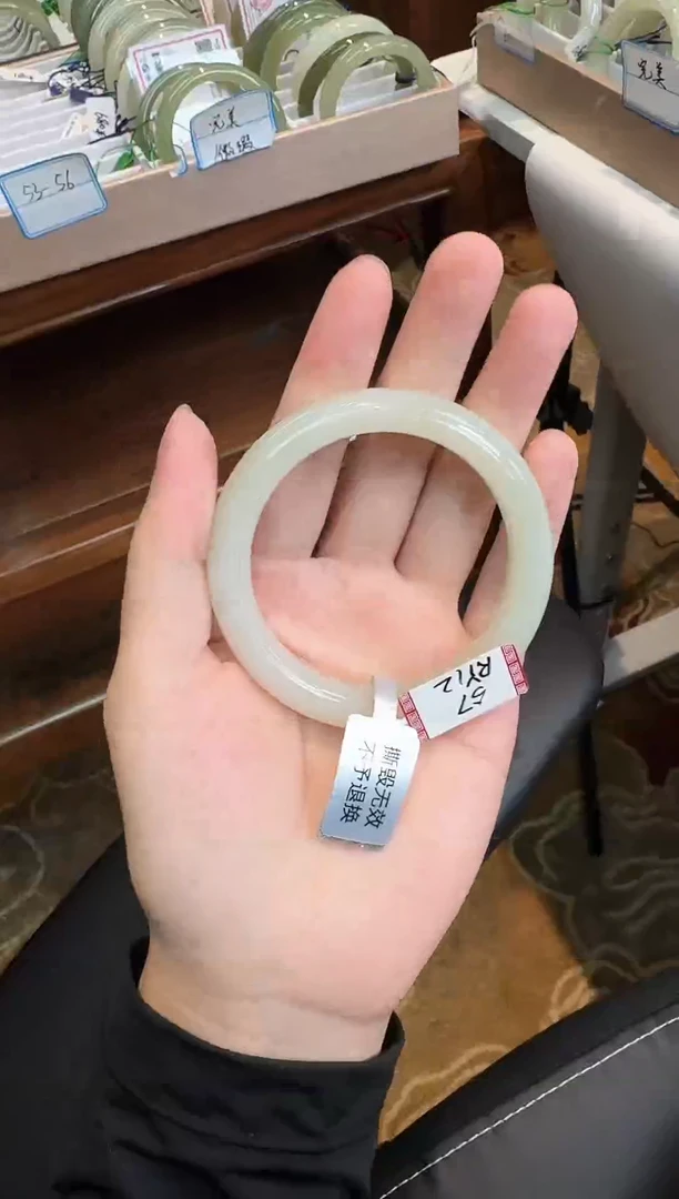 未镶嵌手镯和田玉57