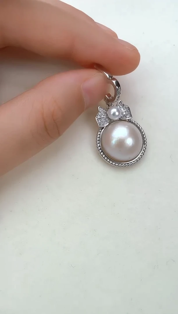 合金颈饰拼合珍珠（马贝珠）银色在逃