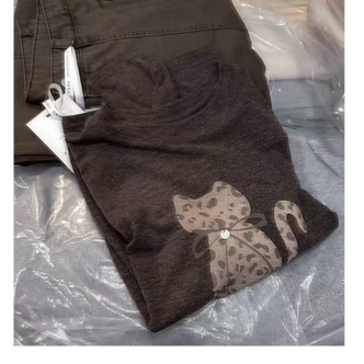 米蓝家 / 美拉德磨毛豹纹猫咪t 6782