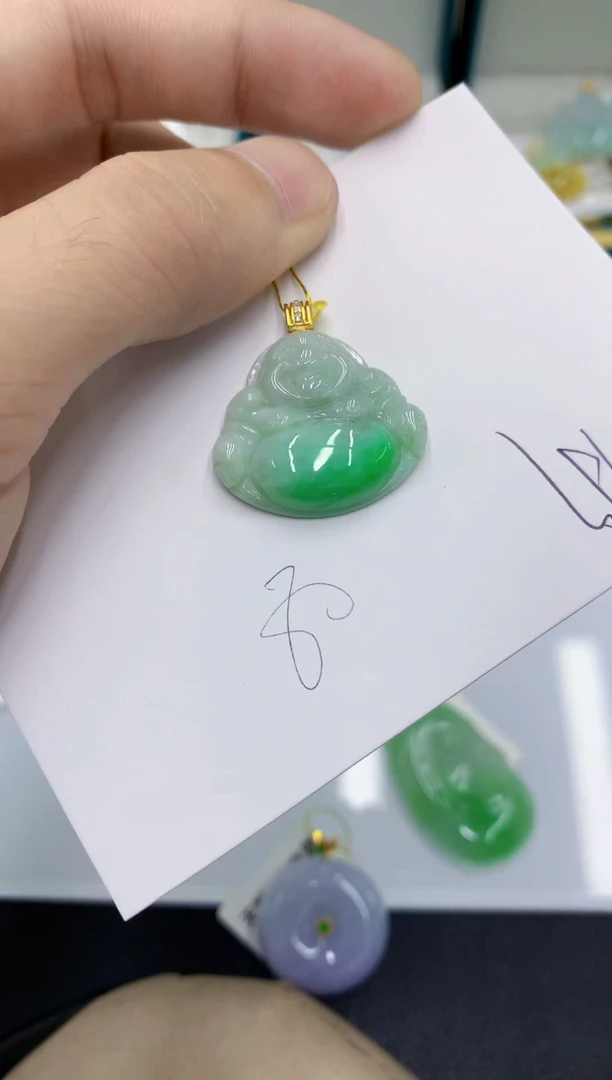 颈饰未镶嵌翡翠翡翠