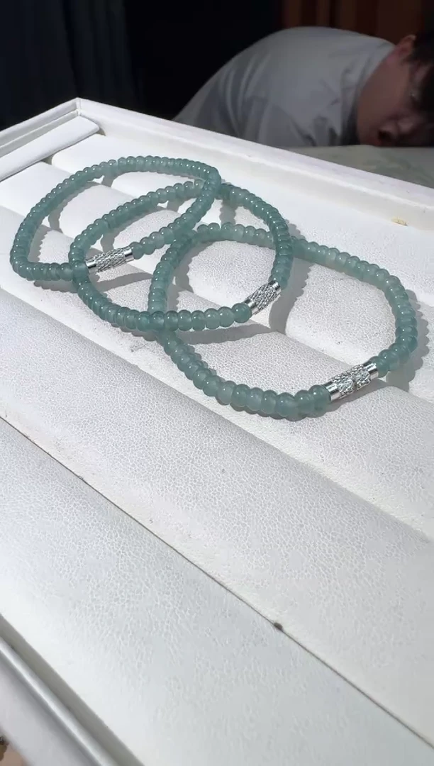 【闪购商品】未镶嵌翡翠手链翡翠盘珠款发货多样性发其一