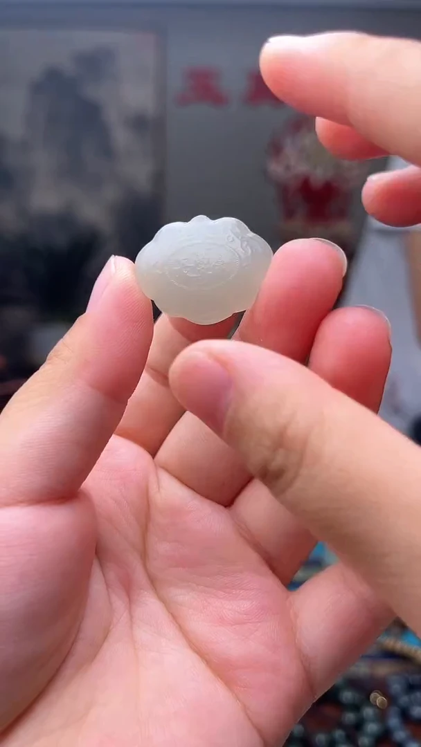 和田玉未镶嵌挂件1