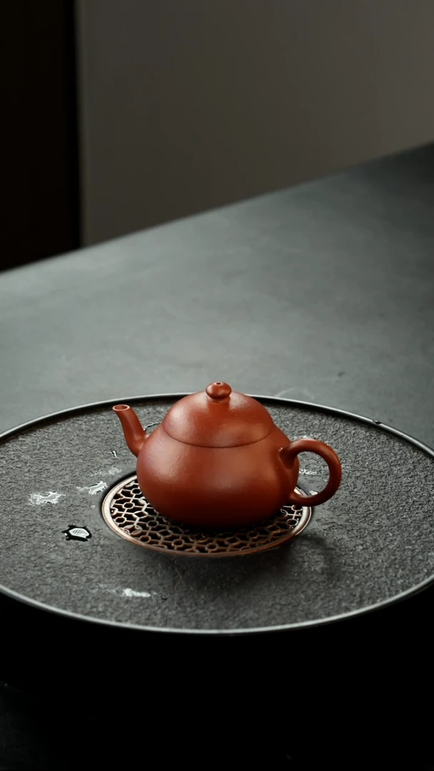 茶壶紫砂红卫香山生砂朱泥小梨130cc