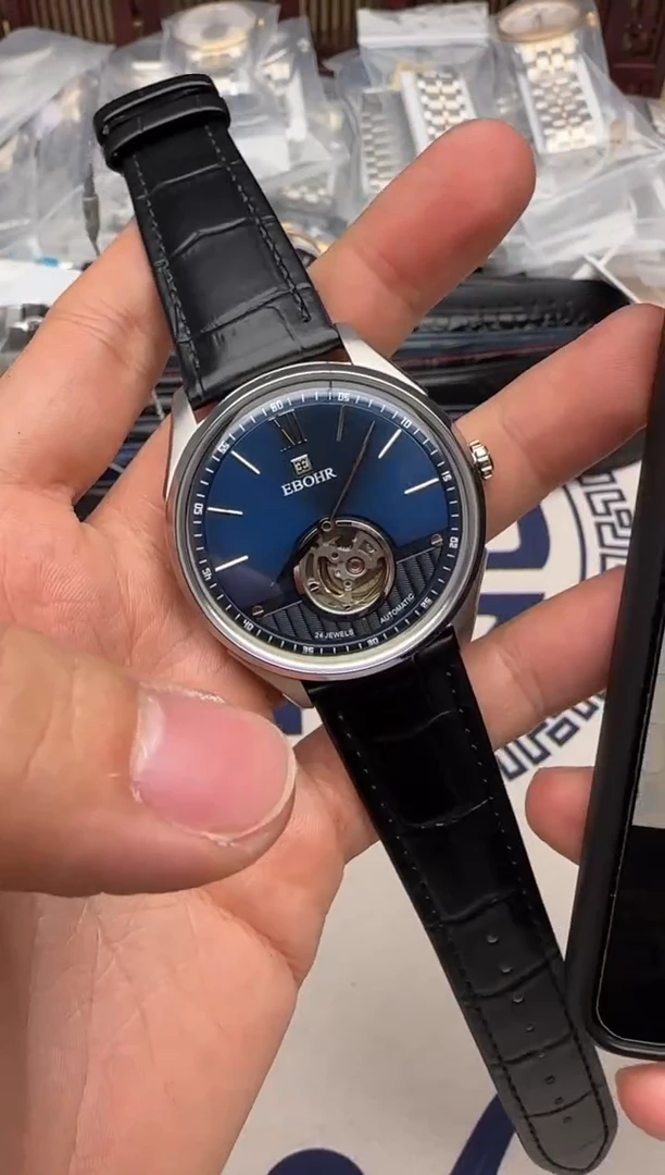 男士腕表一物一拍