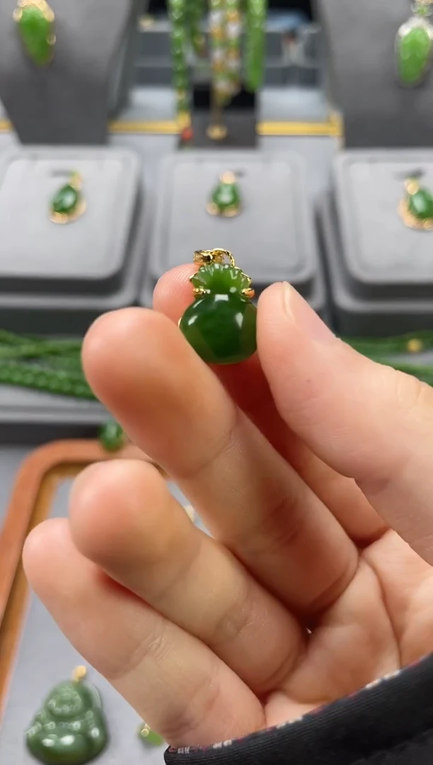 吊坠(不含链)银S925镀金镶嵌和田玉吊坠(银S925镀金镶嵌 和田玉