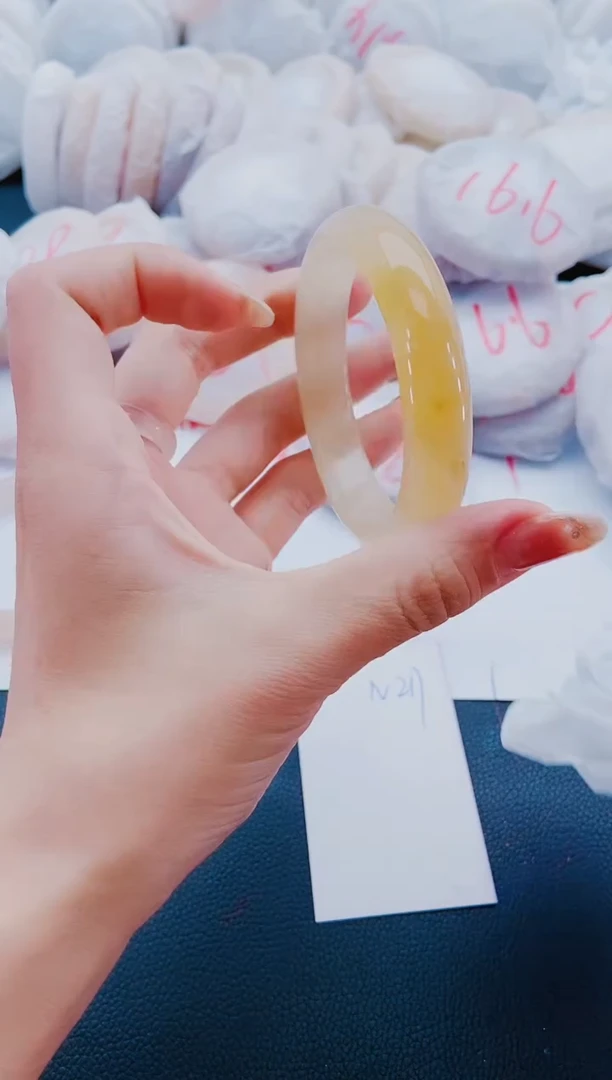 未镶嵌手镯石英质玉N217-57-58