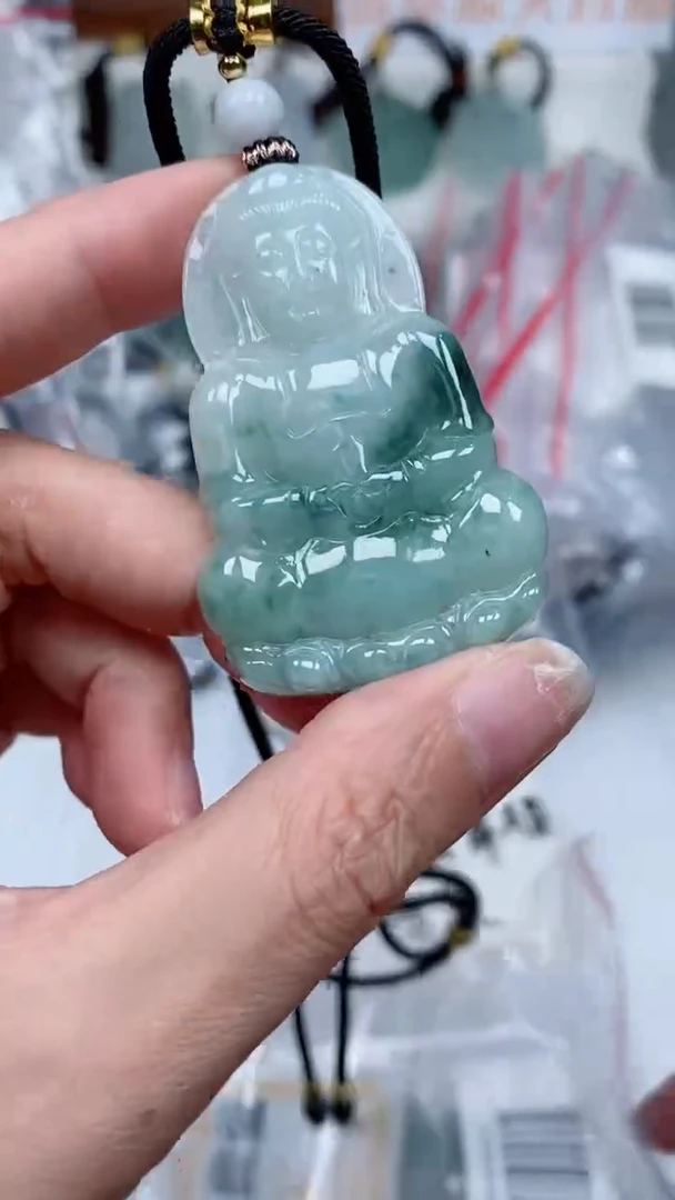 颈饰未镶嵌翡翠吊坠