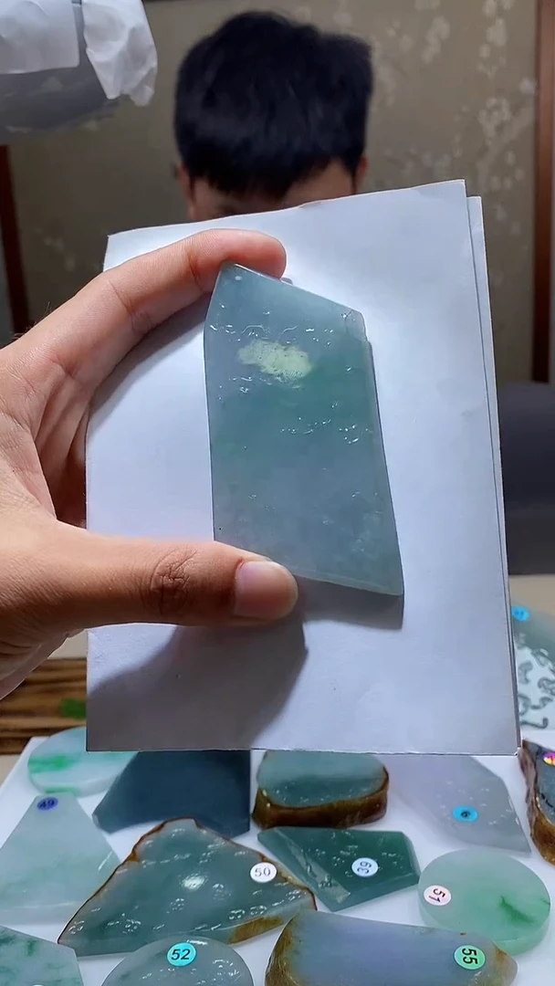 未镶嵌定制翡翠翡翠1029036