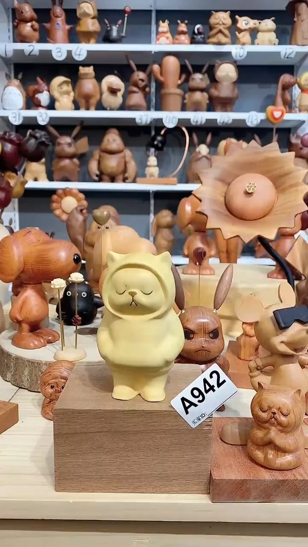 【闪购商品】木木雕摆件可爱卡通