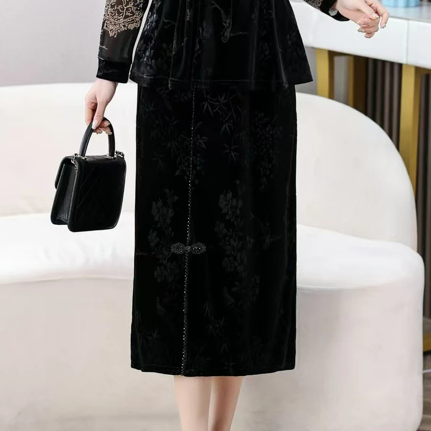 2024夏季新款时尚百搭休闲简约舒适国风气质丝绒裙半身裙微弹女潮