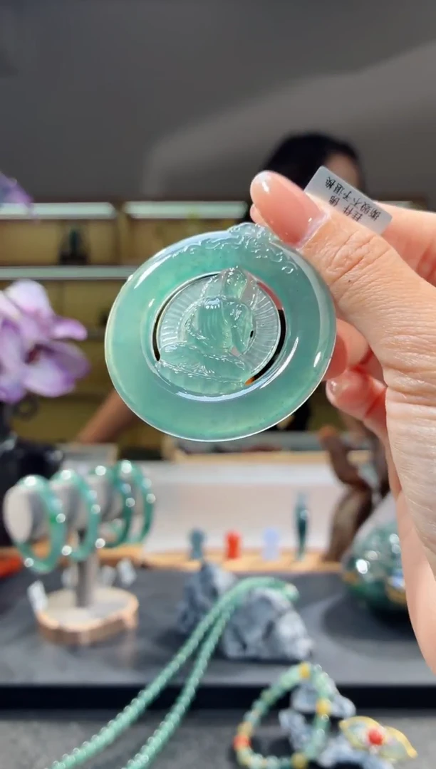 吊坠(不含链)未镶嵌翡翠阿弥陀佛