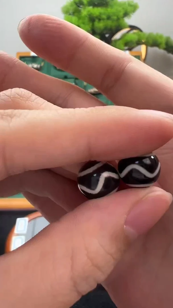 玛瑙/玉髓（覆膜）颈饰未镶嵌100.（微瑕随机发货）