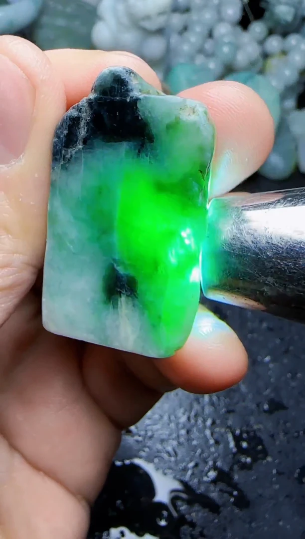 颈饰未镶嵌翡翠031