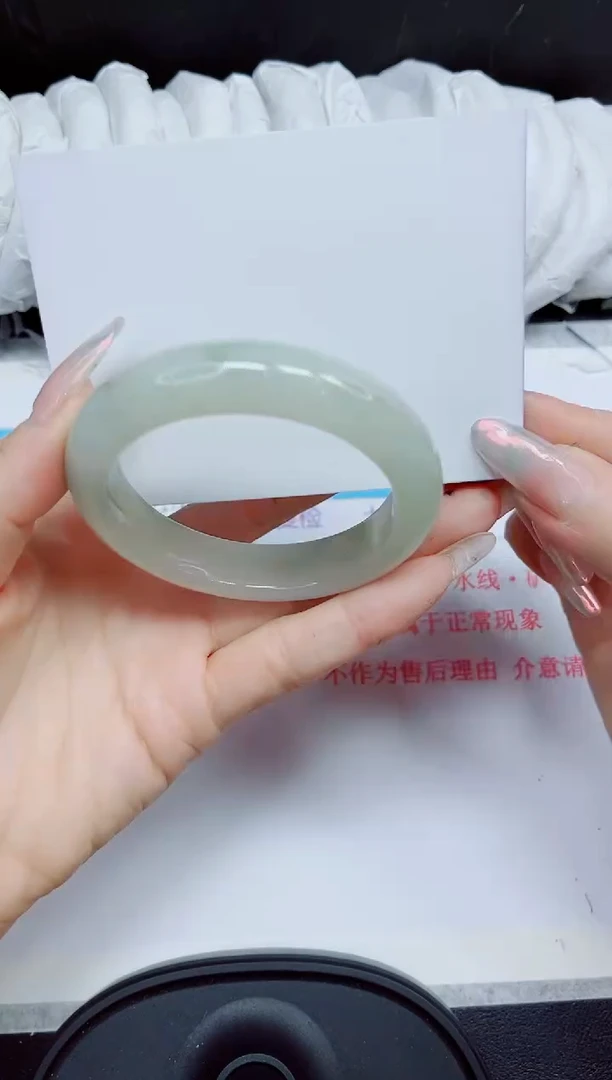 石英质玉手镯未镶嵌391