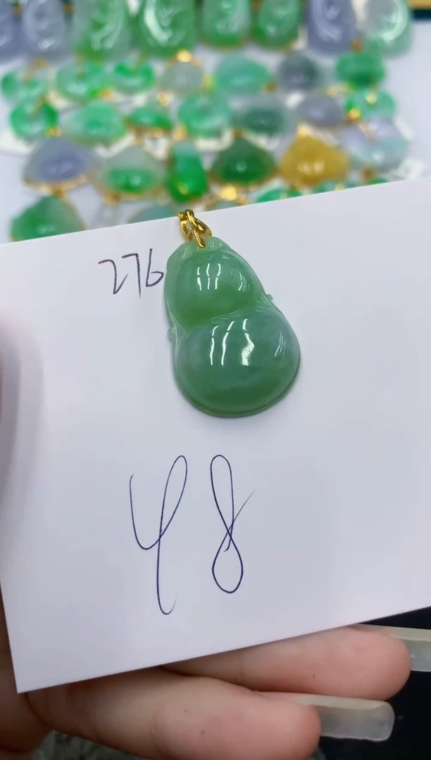 颈饰未镶嵌翡翠 翡翠