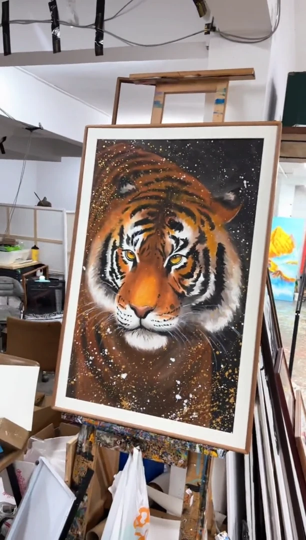 【闪购商品】丙烯画丫丫精装黑底老虎