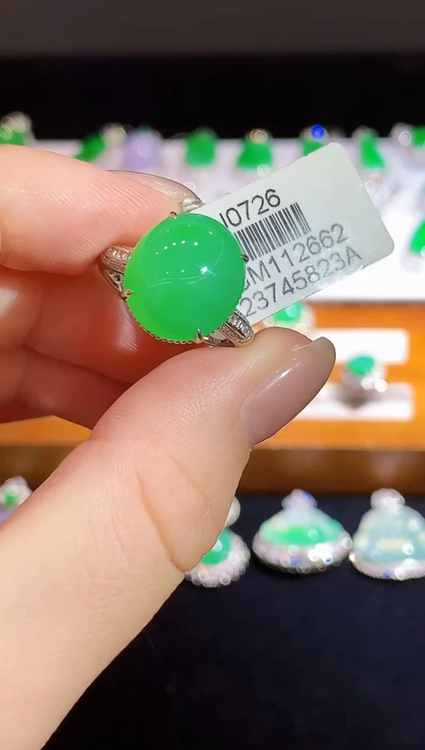 翡翠戒指18K金镶嵌ZGM