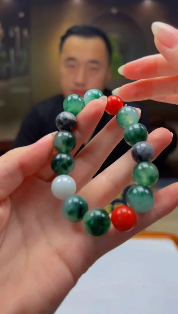 颈饰未镶嵌翡翠YQ2025-8-29-26