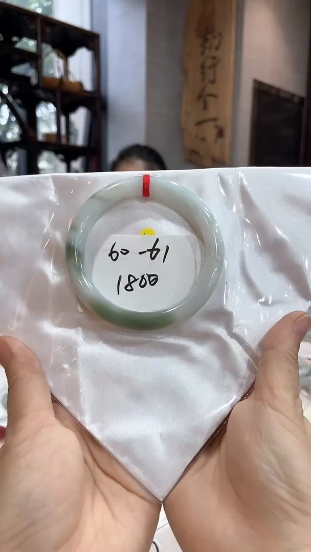未镶嵌手镯翡翠60-61