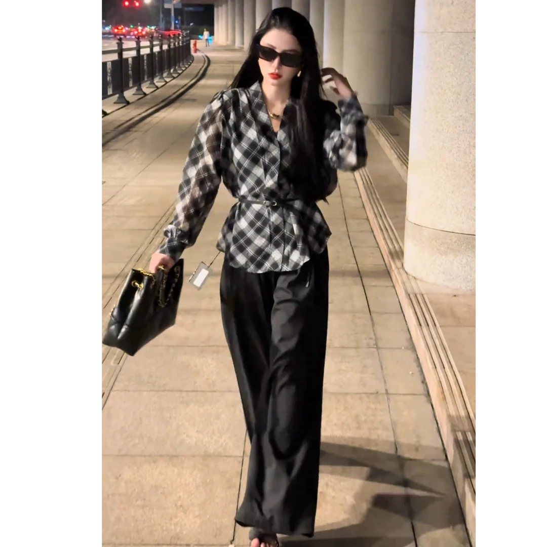 流行一整套2025新款高级气质宽松慵懒风格纹上衣裤子两件套
