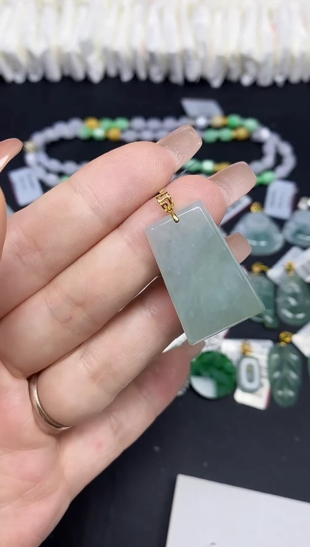 吊坠(不含链)18K金镶嵌翡翠无事牌18K金扣镶嵌@@CMT970