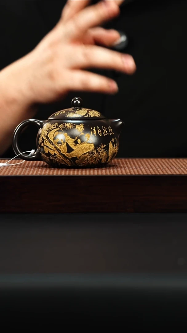 茶壶紫砂宜兴紫砂 熊猫西施 蒋华 石黄 h202