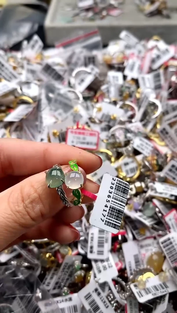 【闪购商品】翡翠戒指银S925镶嵌55555555     0