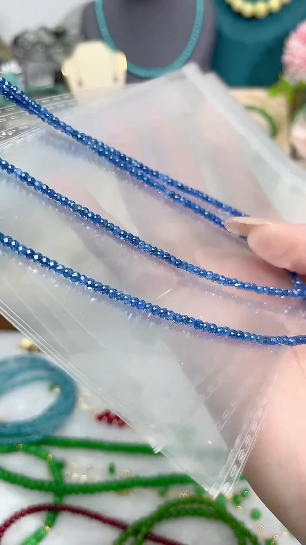 【闪购商品】蓝宝石颈饰银S925镶嵌新款99