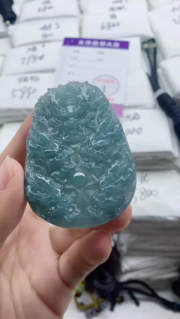 颈饰未镶嵌翡翠8